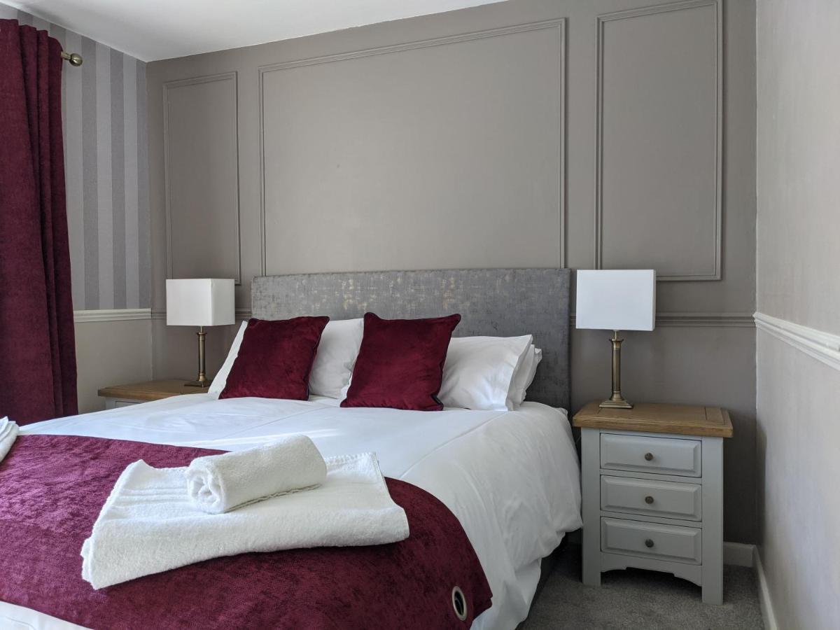 Fairwater Head Hotel Аксминстър Екстериор снимка