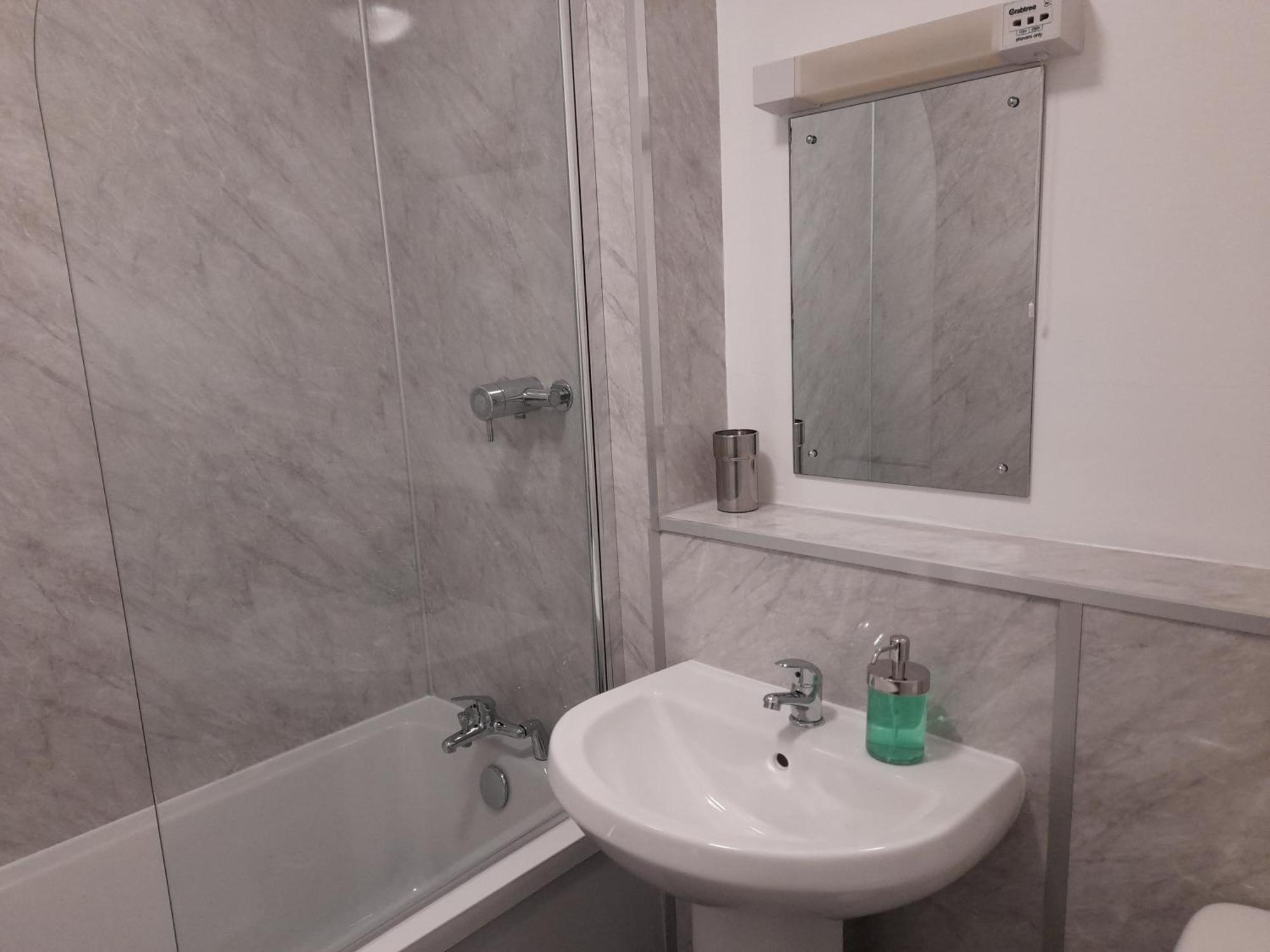 Fairwater Head Hotel Аксминстър Екстериор снимка