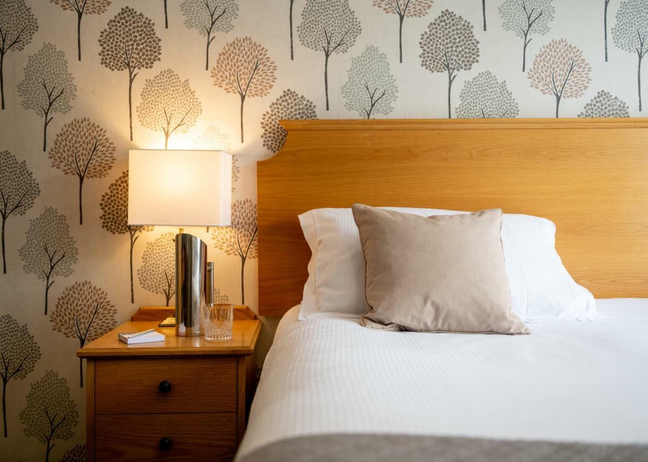 Fairwater Head Hotel Аксминстър Екстериор снимка