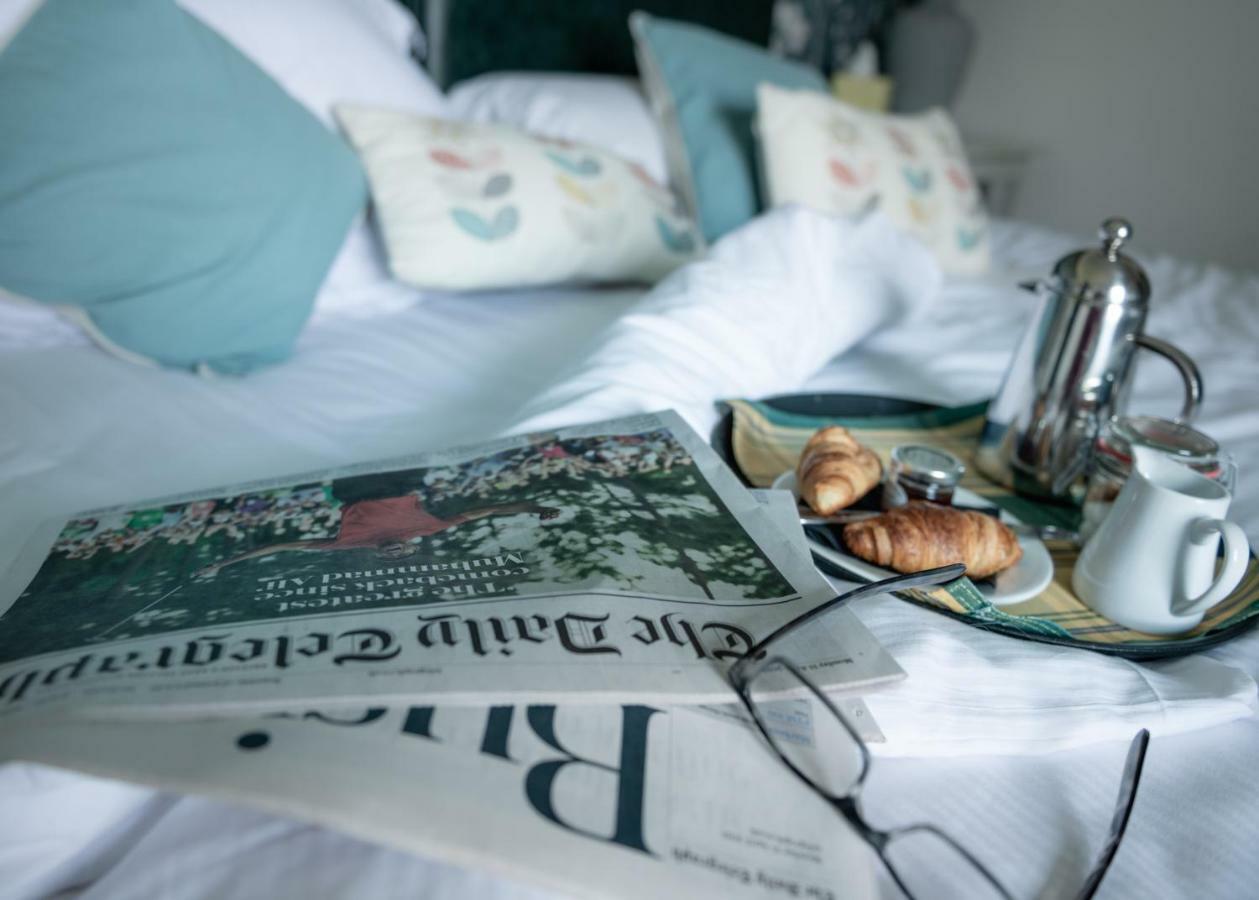 Fairwater Head Hotel Аксминстър Екстериор снимка